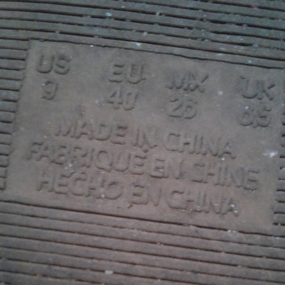 Sandals - Picture 3 of 3